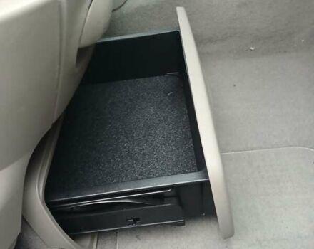 Сірий Рено Megane Scenic, об'ємом двигуна 1.6 л та пробігом 178 тис. км за 4700 $, фото 44 на Automoto.ua