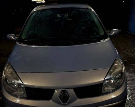 Серый Рено Megane Scenic, объемом двигателя 2 л и пробегом 227 тыс. км за 5250 $, фото 4 на Automoto.ua