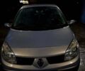 Серый Рено Megane Scenic, объемом двигателя 2 л и пробегом 227 тыс. км за 5250 $, фото 4 на Automoto.ua