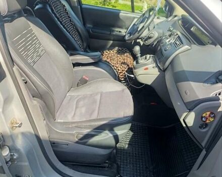 Серый Рено Megane Scenic, объемом двигателя 1.9 л и пробегом 315 тыс. км за 4999 $, фото 9 на Automoto.ua