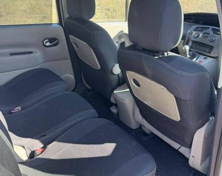 Сірий Рено Megane Scenic, об'ємом двигуна 1.5 л та пробігом 230 тис. км за 4600 $, фото 9 на Automoto.ua