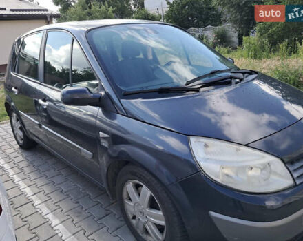 Серый Рено Megane Scenic, объемом двигателя 2 л и пробегом 200 тыс. км за 3900 $, фото 3 на Automoto.ua