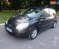 Серый Рено Megane Scenic, объемом двигателя 1.6 л и пробегом 225 тыс. км за 5600 $, фото 4 на Automoto.ua