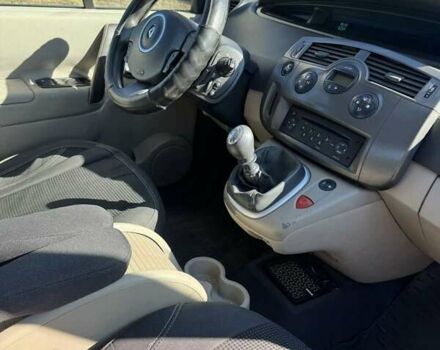 Сірий Рено Megane Scenic, об'ємом двигуна 1.5 л та пробігом 230 тис. км за 4600 $, фото 8 на Automoto.ua