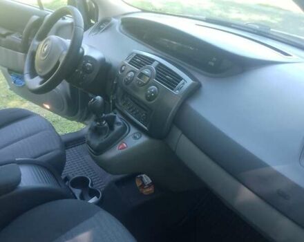 Серый Рено Megane Scenic, объемом двигателя 1.6 л и пробегом 166 тыс. км за 6000 $, фото 31 на Automoto.ua