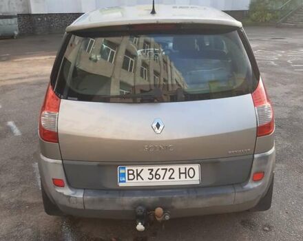 Серый Рено Megane Scenic, объемом двигателя 1.6 л и пробегом 175 тыс. км за 4650 $, фото 14 на Automoto.ua