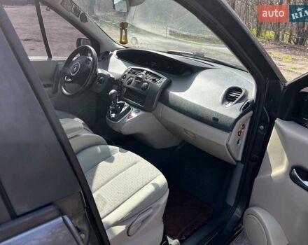 Сірий Рено Megane Scenic, об'ємом двигуна 1.6 л та пробігом 285 тис. км за 4500 $, фото 15 на Automoto.ua