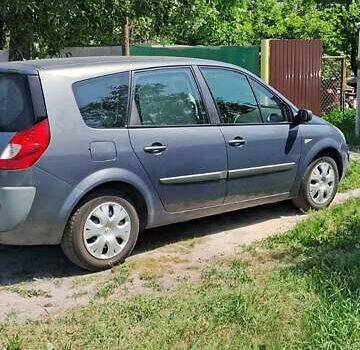 Серый Рено Megane Scenic, объемом двигателя 2 л и пробегом 251 тыс. км за 5500 $, фото 9 на Automoto.ua