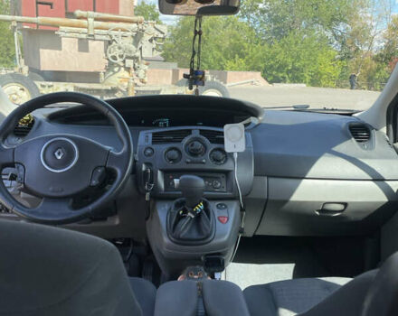 Сірий Рено Megane Scenic, об'ємом двигуна 1.6 л та пробігом 171 тис. км за 6000 $, фото 9 на Automoto.ua