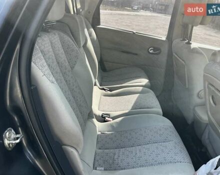 Сірий Рено Megane Scenic, об'ємом двигуна 1.6 л та пробігом 285 тис. км за 4500 $, фото 19 на Automoto.ua
