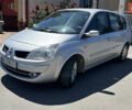 Серый Рено Megane Scenic, объемом двигателя 2 л и пробегом 209 тыс. км за 5999 $, фото 1 на Automoto.ua