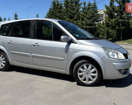 Серый Рено Megane Scenic, объемом двигателя 2 л и пробегом 209 тыс. км за 5999 $, фото 15 на Automoto.ua