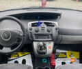 Серый Рено Megane Scenic, объемом двигателя 1.5 л и пробегом 256 тыс. км за 5999 $, фото 13 на Automoto.ua
