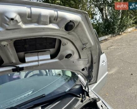 Серый Рено Megane Scenic, объемом двигателя 1.6 л и пробегом 229 тыс. км за 6200 $, фото 32 на Automoto.ua