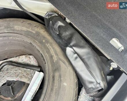 Серый Рено Megane Scenic, объемом двигателя 1.6 л и пробегом 229 тыс. км за 6200 $, фото 56 на Automoto.ua