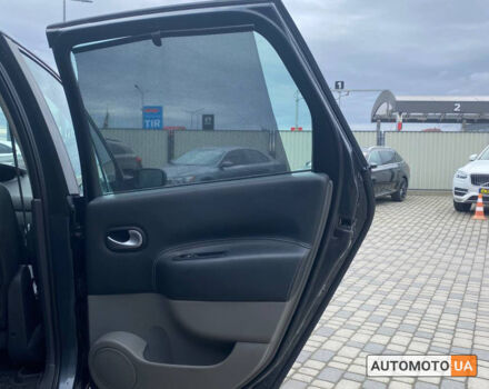 Серый Рено Megane Scenic, объемом двигателя 1.5 л и пробегом 256 тыс. км за 5999 $, фото 27 на Automoto.ua