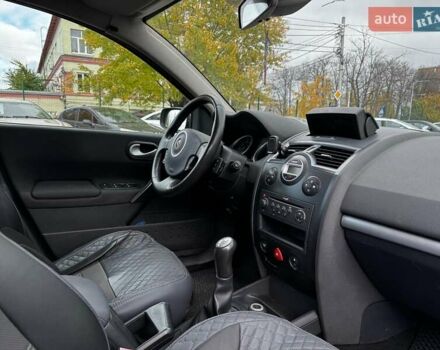 Серый Рено Megane Scenic, объемом двигателя 1.6 л и пробегом 270 тыс. км за 5990 $, фото 23 на Automoto.ua