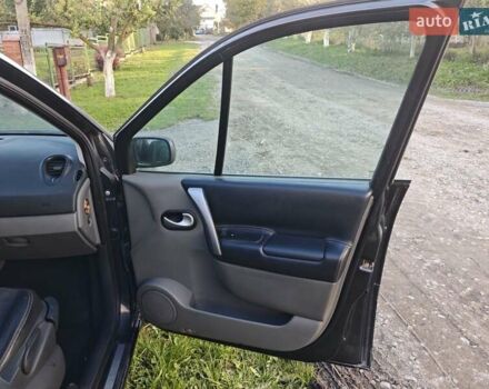 Серый Рено Megane Scenic, объемом двигателя 1.5 л и пробегом 302 тыс. км за 2900 $, фото 21 на Automoto.ua