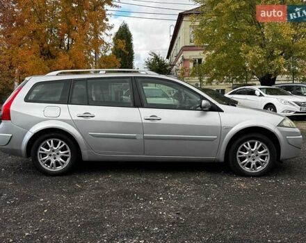 Серый Рено Megane Scenic, объемом двигателя 1.6 л и пробегом 270 тыс. км за 5990 $, фото 3 на Automoto.ua
