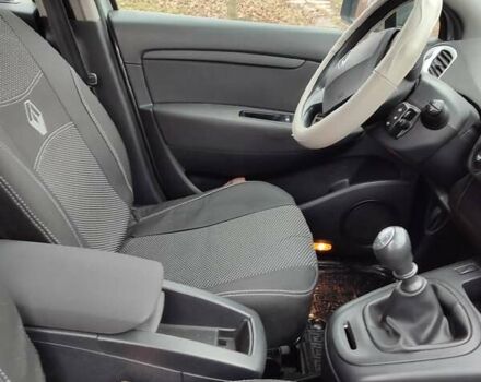 Серый Рено Megane Scenic, объемом двигателя 1.6 л и пробегом 184 тыс. км за 8200 $, фото 17 на Automoto.ua