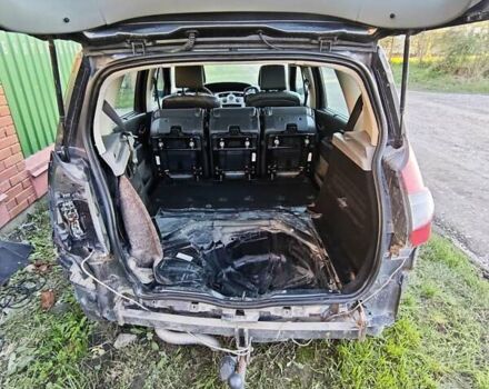 Серый Рено Megane Scenic, объемом двигателя 1.5 л и пробегом 302 тыс. км за 2900 $, фото 32 на Automoto.ua