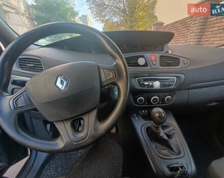 Рено Megane Scenic 2010 в Черновцах на Automoto.ua Серый Рено Megane Scenic, объемом двигателя 1.5 л и пробегом 246 тыс. км за 4500 $, фото 6 на Automoto.ua