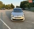 Серый Рено Megane Scenic, объемом двигателя 1.9 л и пробегом 300 тыс. км за 6850 $, фото 4 на Automoto.ua