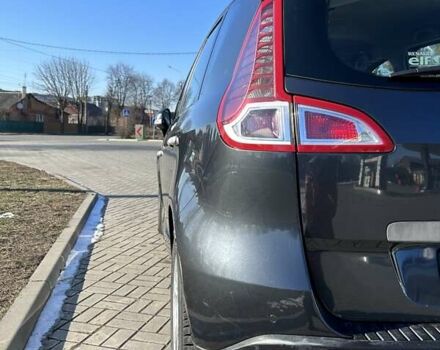 Серый Рено Megane Scenic, объемом двигателя 1.5 л и пробегом 212 тыс. км за 7000 $, фото 7 на Automoto.ua