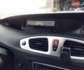 Серый Рено Megane Scenic, объемом двигателя 1.5 л и пробегом 178 тыс. км за 6000 $, фото 11 на Automoto.ua