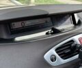 Серый Рено Megane Scenic, объемом двигателя 2 л и пробегом 276 тыс. км за 7500 $, фото 16 на Automoto.ua