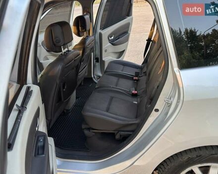 Серый Рено Megane Scenic, объемом двигателя 1.9 л и пробегом 300 тыс. км за 6850 $, фото 16 на Automoto.ua