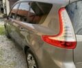 Серый Рено Megane Scenic, объемом двигателя 1.5 л и пробегом 233 тыс. км за 7300 $, фото 4 на Automoto.ua
