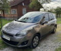 Серый Рено Megane Scenic, объемом двигателя 1.5 л и пробегом 233 тыс. км за 7300 $, фото 2 на Automoto.ua