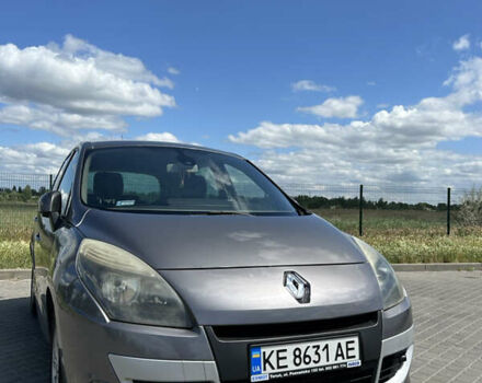 Серый Рено Megane Scenic, объемом двигателя 1.9 л и пробегом 327 тыс. км за 7000 $, фото 1 на Automoto.ua