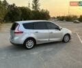 Серый Рено Megane Scenic, объемом двигателя 1.9 л и пробегом 300 тыс. км за 6850 $, фото 9 на Automoto.ua