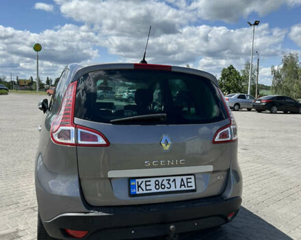 Серый Рено Megane Scenic, объемом двигателя 1.9 л и пробегом 327 тыс. км за 7000 $, фото 2 на Automoto.ua