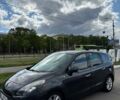 Серый Рено Megane Scenic, объемом двигателя 2 л и пробегом 276 тыс. км за 7500 $, фото 3 на Automoto.ua