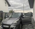 Серый Рено Megane Scenic, объемом двигателя 1.5 л и пробегом 212 тыс. км за 6250 $, фото 2 на Automoto.ua