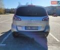 Серый Рено Megane Scenic, объемом двигателя 1.5 л и пробегом 237 тыс. км за 6600 $, фото 12 на Automoto.ua