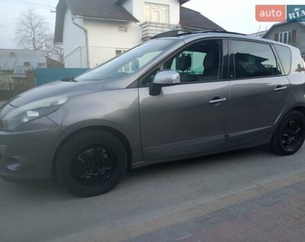 Сірий Рено Megane Scenic, об'ємом двигуна 1.6 л та пробігом 255 тис. км за 6800 $, фото 7 на Automoto.ua