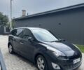 Сірий Рено Megane Scenic, об'ємом двигуна 1.6 л та пробігом 242 тис. км за 8000 $, фото 1 на Automoto.ua