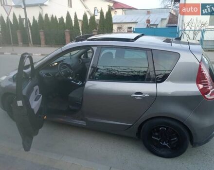 Сірий Рено Megane Scenic, об'ємом двигуна 1.6 л та пробігом 268 тис. км за 6700 $, фото 11 на Automoto.ua