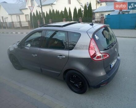 Сірий Рено Megane Scenic, об'ємом двигуна 1.6 л та пробігом 255 тис. км за 6800 $, фото 8 на Automoto.ua