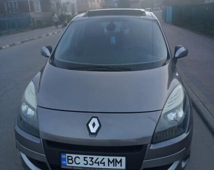 Сірий Рено Megane Scenic, об'ємом двигуна 1.6 л та пробігом 268 тис. км за 6700 $, фото 7 на Automoto.ua