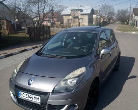 Сірий Рено Megane Scenic, об'ємом двигуна 1.6 л та пробігом 255 тис. км за 6800 $, фото 1 на Automoto.ua