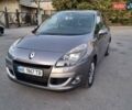 Серый Рено Megane Scenic, объемом двигателя 1.5 л и пробегом 296 тыс. км за 6500 $, фото 1 на Automoto.ua