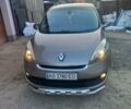 Серый Рено Megane Scenic, объемом двигателя 1.5 л и пробегом 260 тыс. км за 8700 $, фото 10 на Automoto.ua
