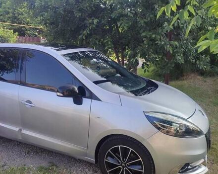 Серый Рено Megane Scenic, объемом двигателя 1.5 л и пробегом 280 тыс. км за 8100 $, фото 5 на Automoto.ua