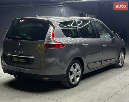 Сірий Рено Megane Scenic, об'ємом двигуна 1.6 л та пробігом 238 тис. км за 9800 $, фото 5 на Automoto.ua