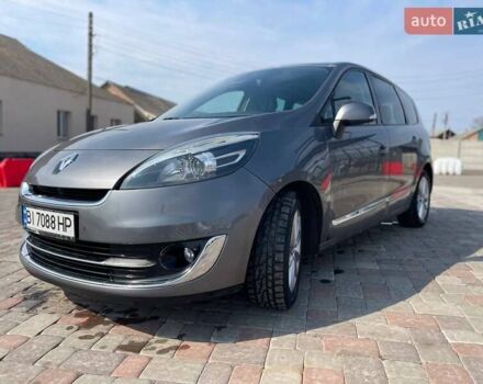 Серый Рено Megane Scenic, объемом двигателя 1.6 л и пробегом 259 тыс. км за 8000 $, фото 1 на Automoto.ua